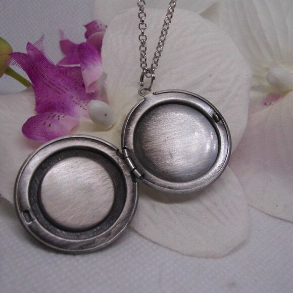 Rhinestone Rose Purple Silver Locket Necklace Rnd - Picture 6 of 8